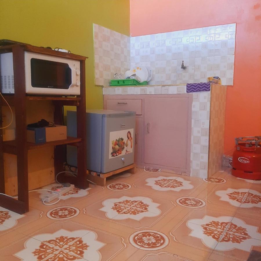 Gloria'S Place Studio 蒙巴萨 外观 照片